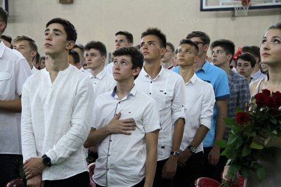 Верны традициям! В СДЮСШОР имени Бориса Литвака прошел торжественный выпускной вечер Верны традициям! В СДЮСШОР имени Бориса Литвака прошел торжественный выпускной вечер