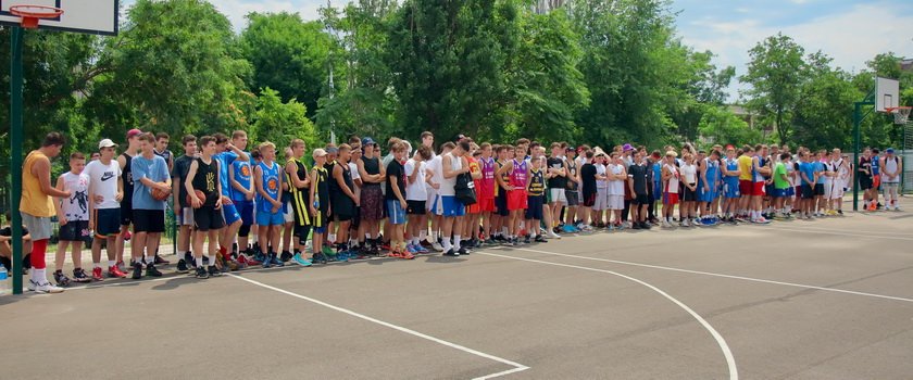 На отборочном этапе чемпионата области Street Game Chernomorsk триумфаторами стали одесские команды