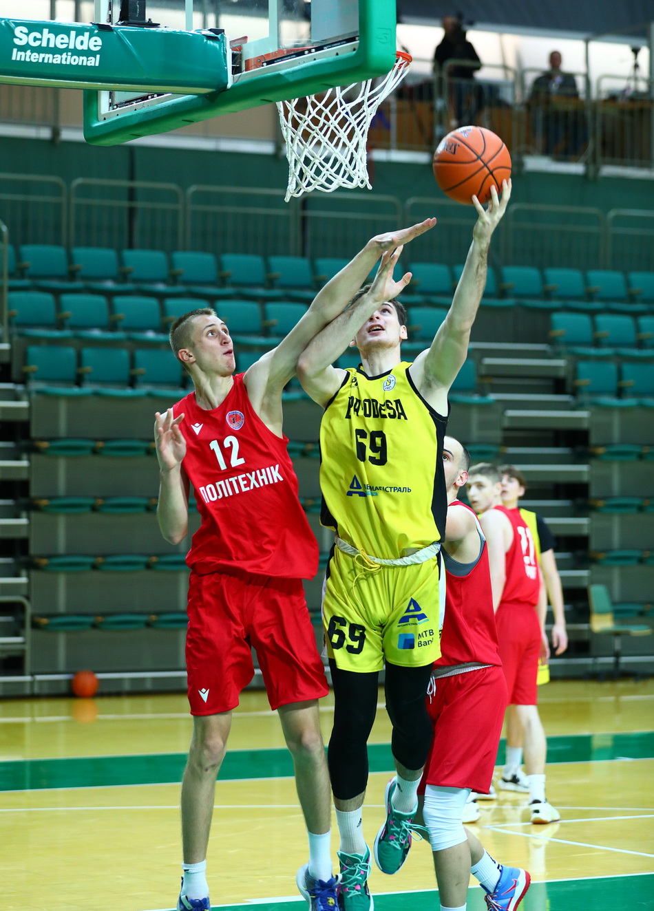 Визначена символічна збірна та MVP третього ігрового тижня Першої ліги