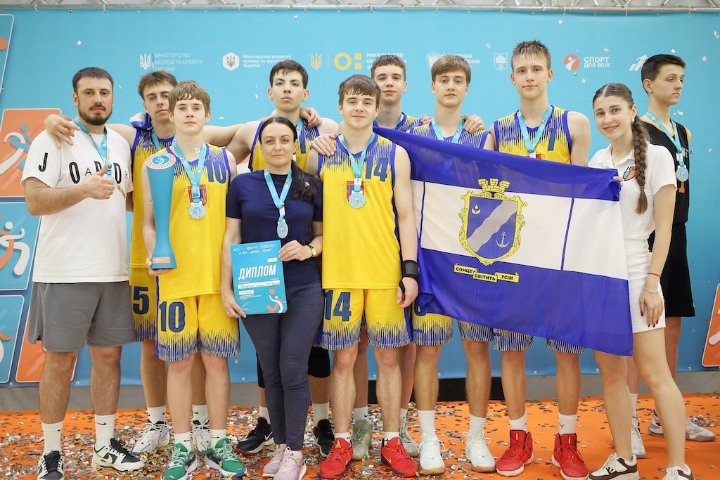 Команда з Південного стала переможцем фінального етапу змагань Всеукраїнської шкільної ліги Пліч-о-пліч